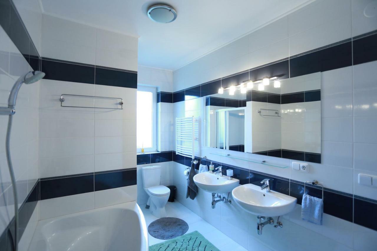 Sentis Hotel Uzhhorod Luaran gambar